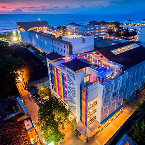 Kuta Beach Hotel